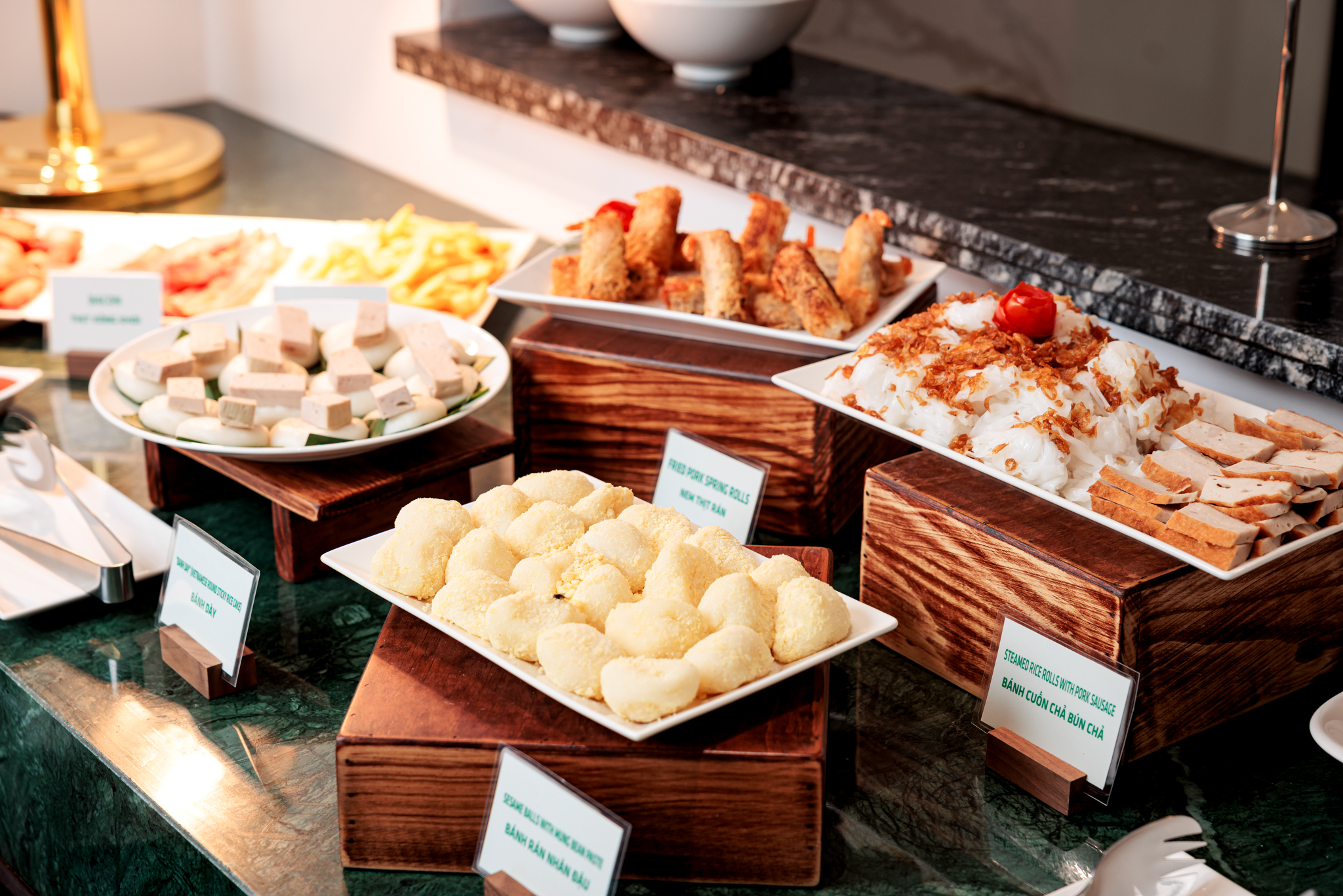 Dining Hall & Buffet Selection